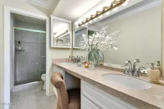 Photo #4: 7035595 Listing 