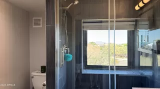 Photo #5: 7035779 Listing