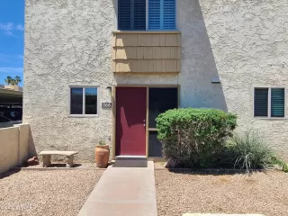 Photo #1: 7036178 Listing