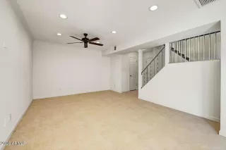 Photo #5: 7036195 Listing