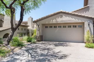 Photo #1: 7036329 Listing