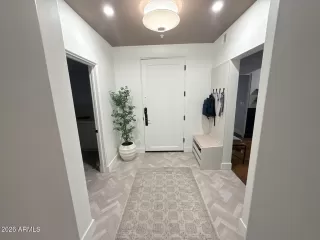 Photo #5: 7036475 Listing