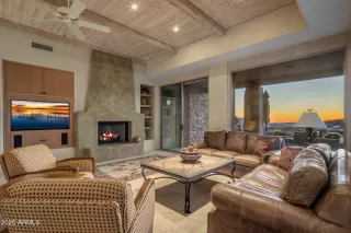 Photo #5: 7036534 Listing 