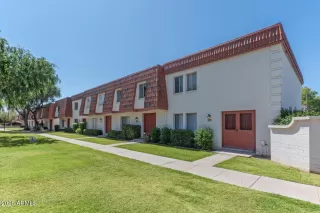 More Details about MLS # 7036598 : 4022 N GRANITE REEF ROAD