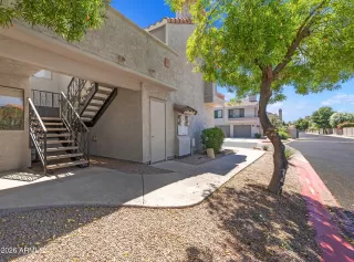 Photo #3: 7036633 Listing