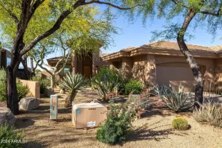Photo #1: 7036651 Listing 