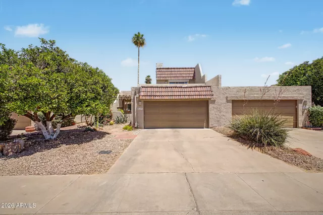MLS: 7036683 Condo For Sale