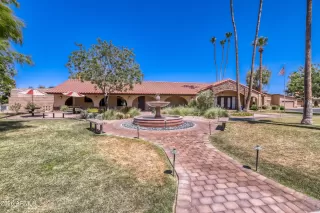 Photo #4: 7036771 Listing 