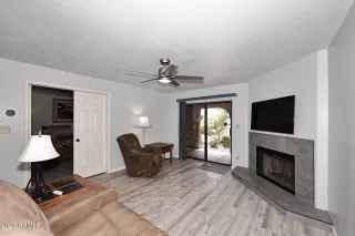 Photo #5: 7036816 Listing 