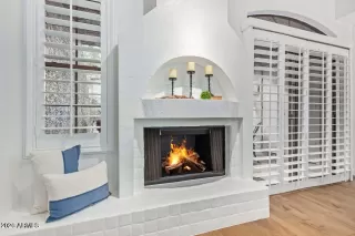Photo #5: 7037011 Listing