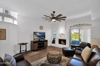 Photo #6: 7037011 Listing