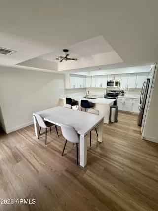 Photo #3: 7037017 Listing 