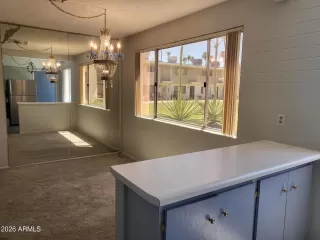 Photo #5: 7037189 Listing