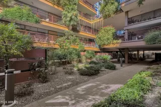 Photo #1: 7038409 Listing
