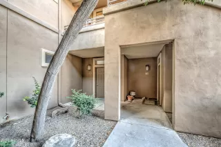 Photo #1: 7038448 Listing