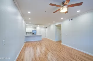 Photo #3: 7038448 Listing