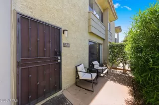 Photo #2: 7038512 Listing