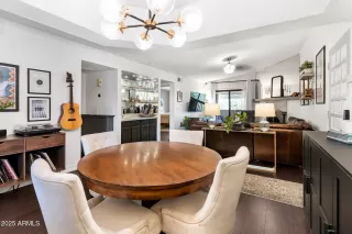 Photo #2: 7038869 Listing 