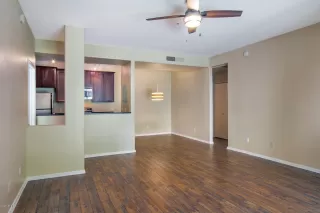 Photo #4: 7038968 Listing