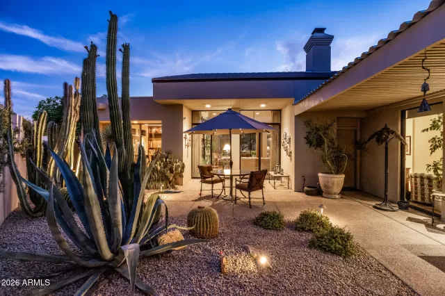 MLS: 7039070 Condo For Sale