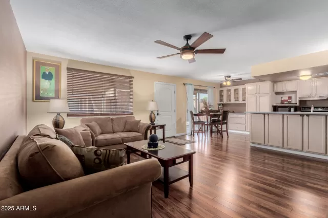 MLS: 7039125 Condo For Sale