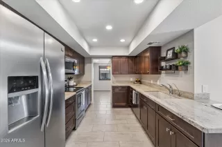 Photo #2: 7039356 Listing