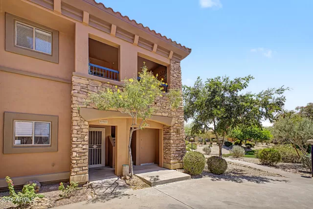 MLS: 7039372 Condo For Sale