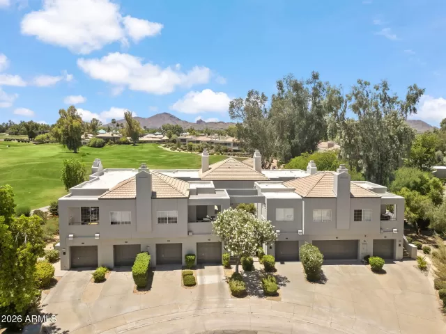 MLS: 7039512 Condo For Sale