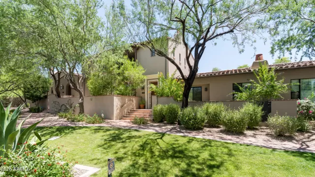 MLS: 7039518 Condo For Sale