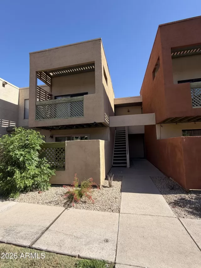 MLS: 7040704 Condo For Sale