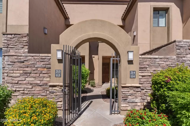 MLS: 7040871 Condo For Sale