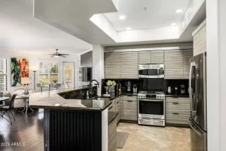 Photo #5: 7040938 Listing 