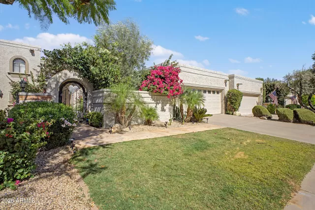MLS: 7041128 Condo For Sale