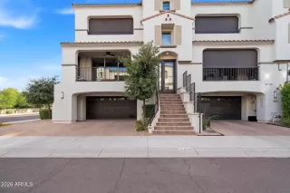 Photo #1: 7041144 Listing 