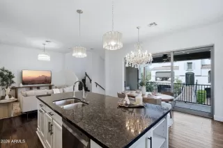 Photo #4: 7041144 Listing 