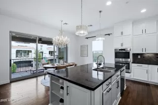 Photo #5: 7041144 Listing 