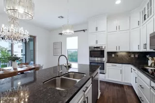 Photo #6: 7041144 Listing 