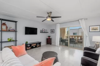 Photo #2: 7041166 Listing