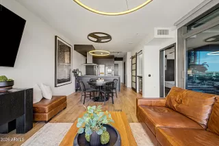 Photo #3: 7041176 Listing
