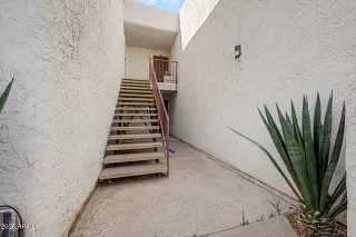 Photo #3: 7041222 Listing
