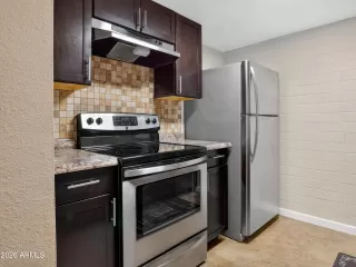 Photo #6: 7041604 Listing 