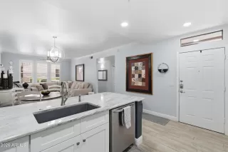 Photo #5: 7041679 Listing