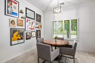 Photo #6: 7041713 Listing