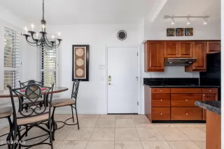Photo #6: 7041938 Listing