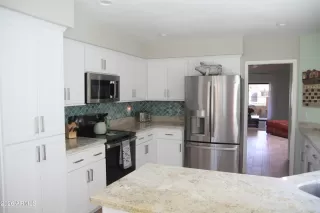 Photo #1: 7042352 Listing