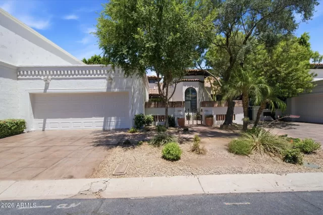 MLS: 7042423 Condo For Sale