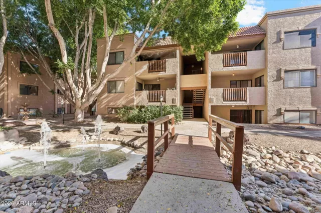 MLS: 7042956 Condo For Sale