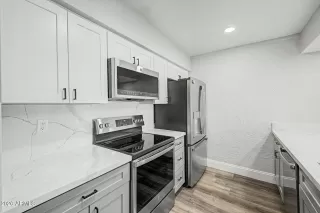 More Details about MLS # 7042991 : 3314 N 68TH STREET N 211#211