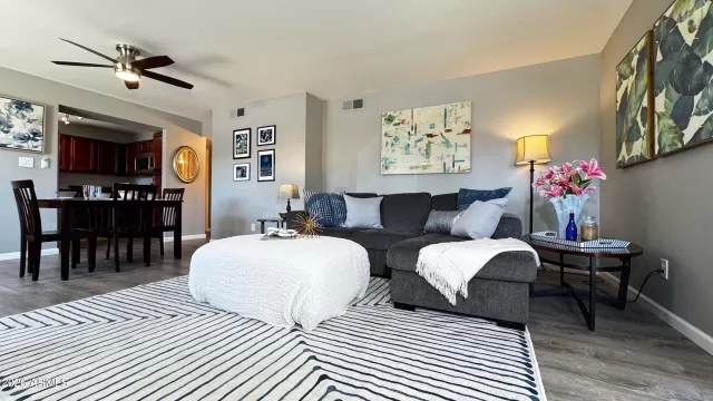 MLS: 7043019 Condo For Sale