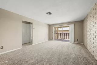 Photo #1: 7043044 Listing 